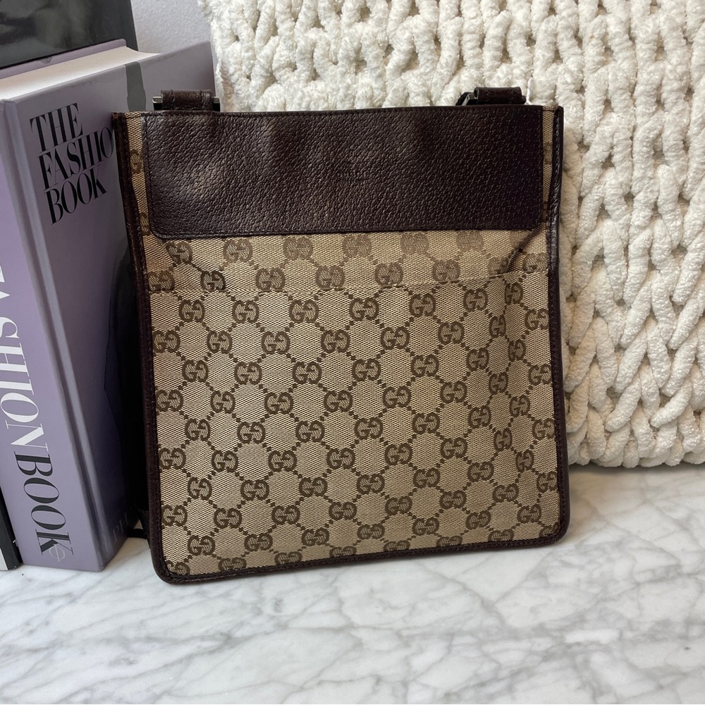 Gucci Shoulder Bag